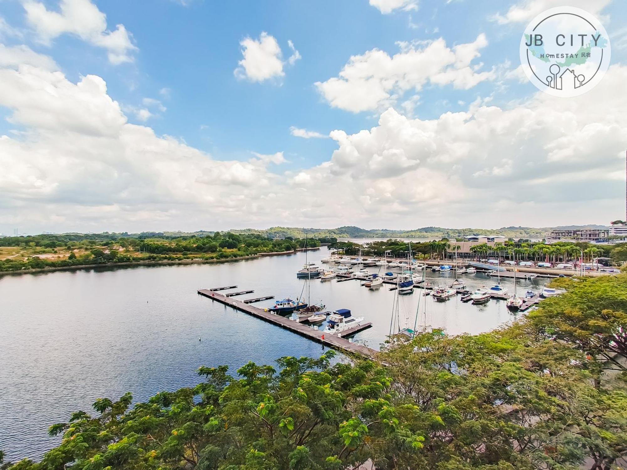 Puteri Harbour By Jbcity Apartment *